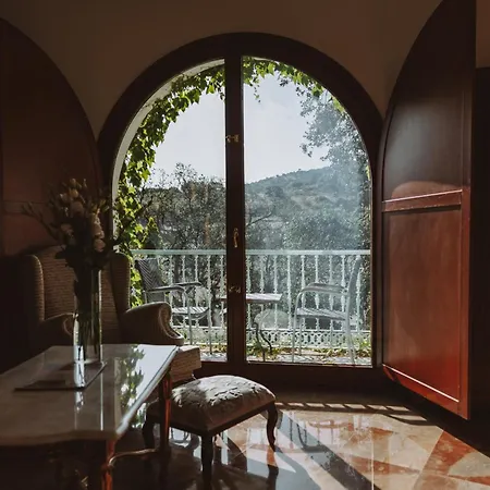 Pilares De Boutique &