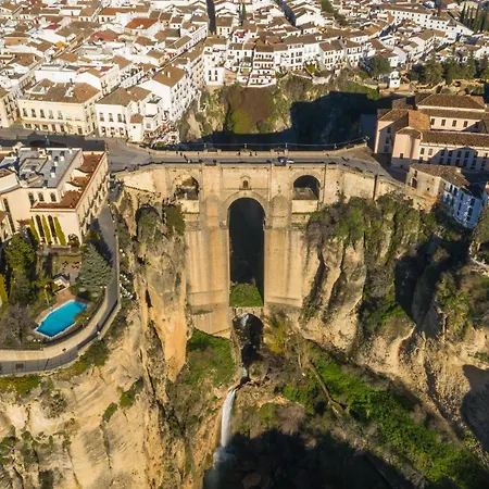 Hotel Pilares De Boutique & 4*