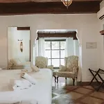 Hotel Pilares De 2*