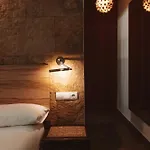 Pilares De Hotel