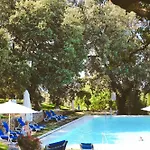 Pilares De Hotel 2*