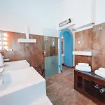 Hotel Pilares De 2*