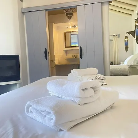 Pilares De Boutique & ロンダ